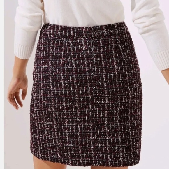 Ann Taylor LOFT Boucle Pocket Shift Skirt Size 0 Classic Plum - Picture 2 of 6